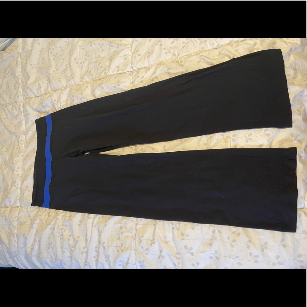 Lululemon Wide Leg Black Leggings (size 8 tall)